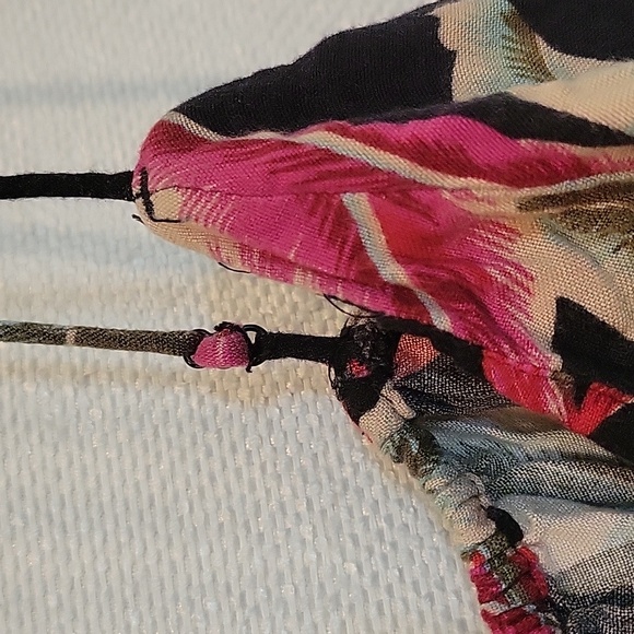 Volcom tropical floral spaghetti strap top size medium - Picture 6 of 7